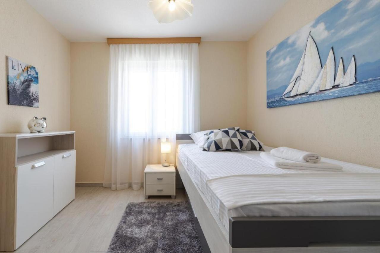 Holiday Home Swiss Cavtat Eksteriør billede
