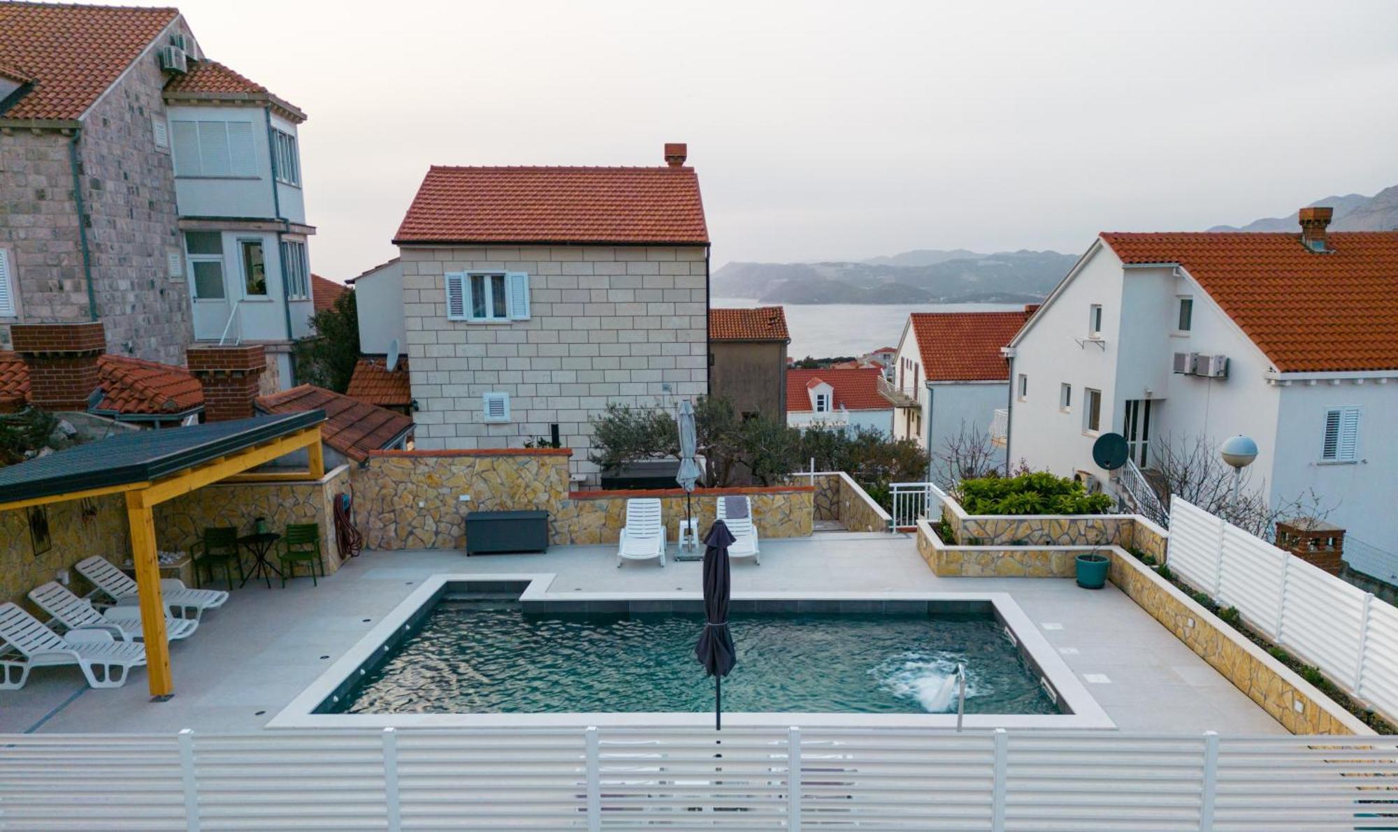Holiday Home Swiss Cavtat Eksteriør billede