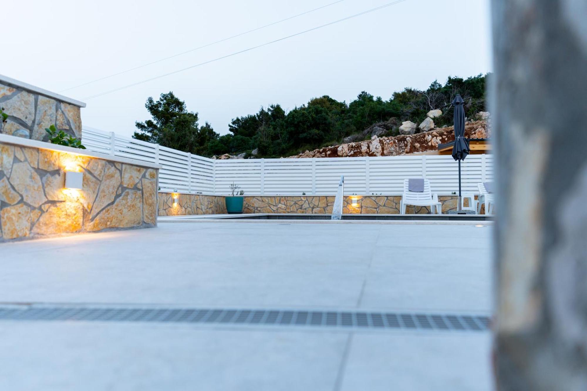 Holiday Home Swiss Cavtat Eksteriør billede